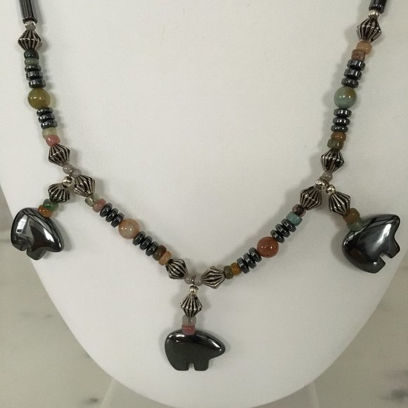 Vintage Alaska Polar Bear Stone Necklace MINT - Picture 5 of 8